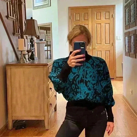 Vintage Jaeger Women's 80's Sweater - Picture 10 of 13